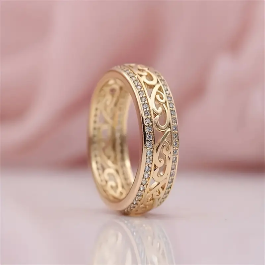 Bright Hollow Gold Ring  | Gold 18k